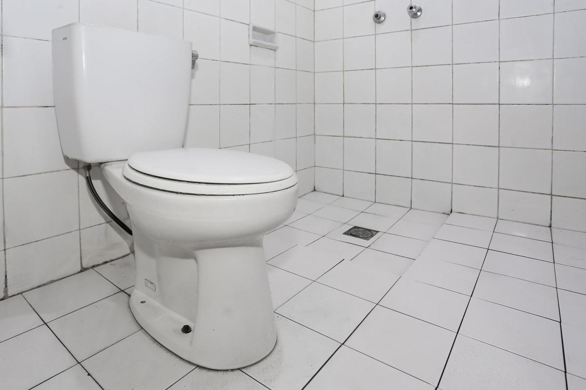 Capital O 93349 Hotel Gondangdia Bogor Dış mekan fotoğraf